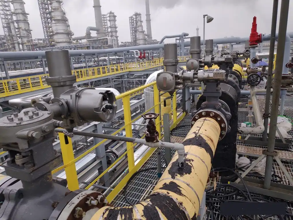 Can a Butterfly Valve Handle Steam or High-Temperature Media?